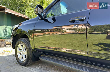 Внедорожник / Кроссовер Toyota Land Cruiser Prado 2014 в 