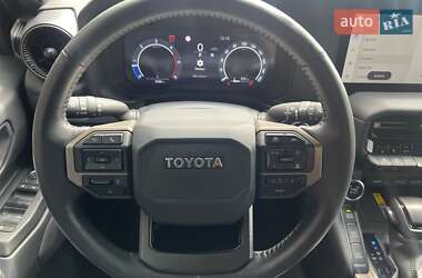 Внедорожник / Кроссовер Toyota Land Cruiser Prado 2024 в 