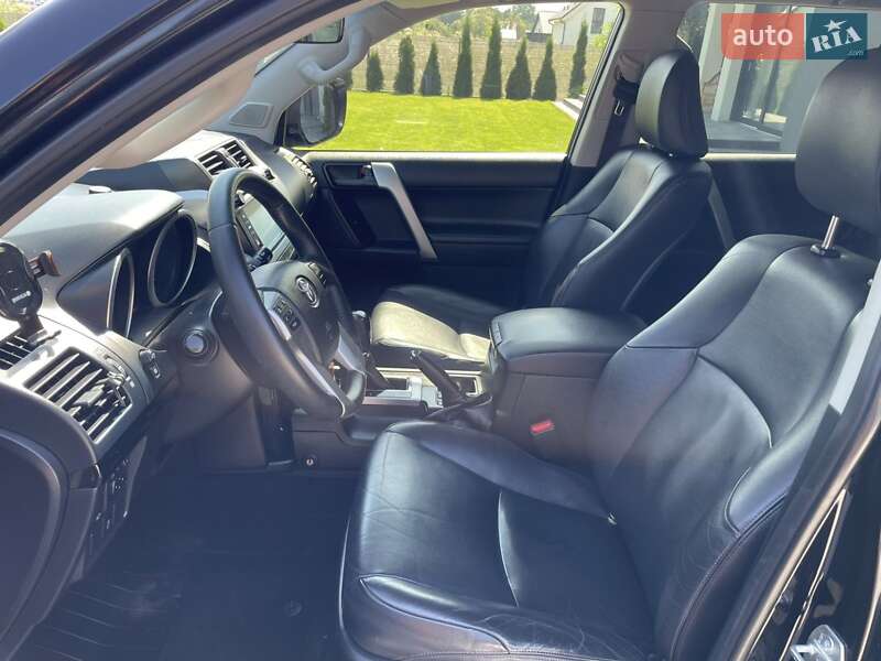 Внедорожник / Кроссовер Toyota Land Cruiser Prado 2016 в Виннице фото 11 Внедорожник / Кроссовер Toyota Land Cruiser Prado 2016 в Виннице