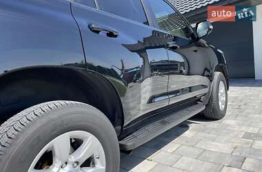 Внедорожник / Кроссовер Toyota Land Cruiser Prado 2016 в 
