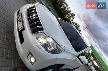 Внедорожник / Кроссовер Toyota Land Cruiser Prado 2010 в Днепре