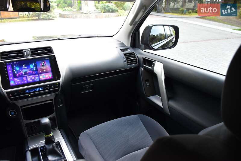 Позашляховик / Кросовер Toyota Land Cruiser Prado 2023 в Дрогобичі фото 29 Позашляховик / Кросовер Toyota Land Cruiser Prado 2023 в Дрогобичі