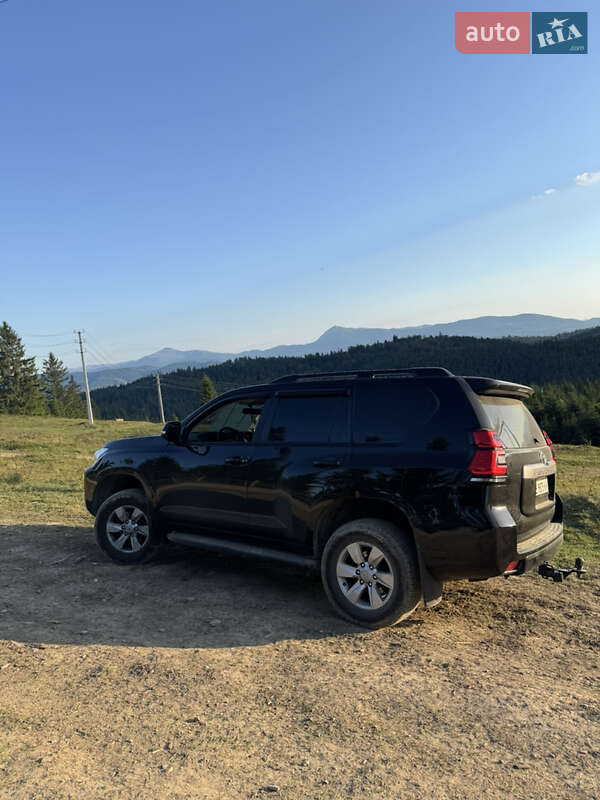 Внедорожник / Кроссовер Toyota Land Cruiser Prado 2018 в Кривом Роге фото 5 Внедорожник / Кроссовер Toyota Land Cruiser Prado 2018 в Кривом Роге