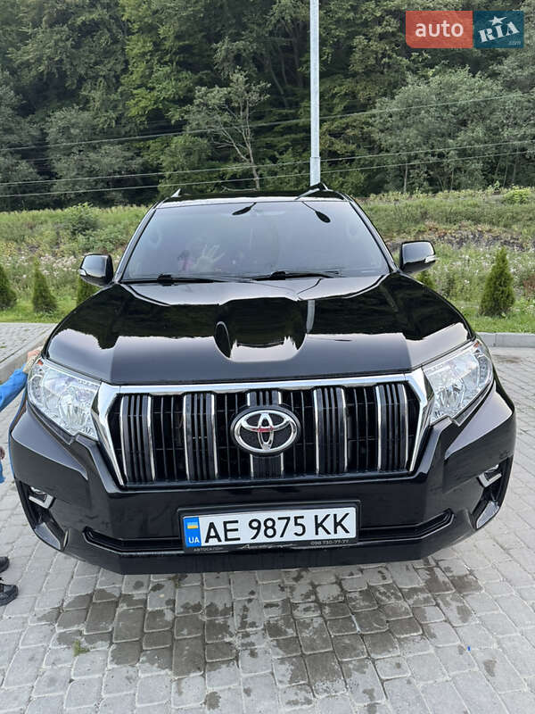 Внедорожник / Кроссовер Toyota Land Cruiser Prado 2018 в Кривом Роге фото 6 Внедорожник / Кроссовер Toyota Land Cruiser Prado 2018 в Кривом Роге