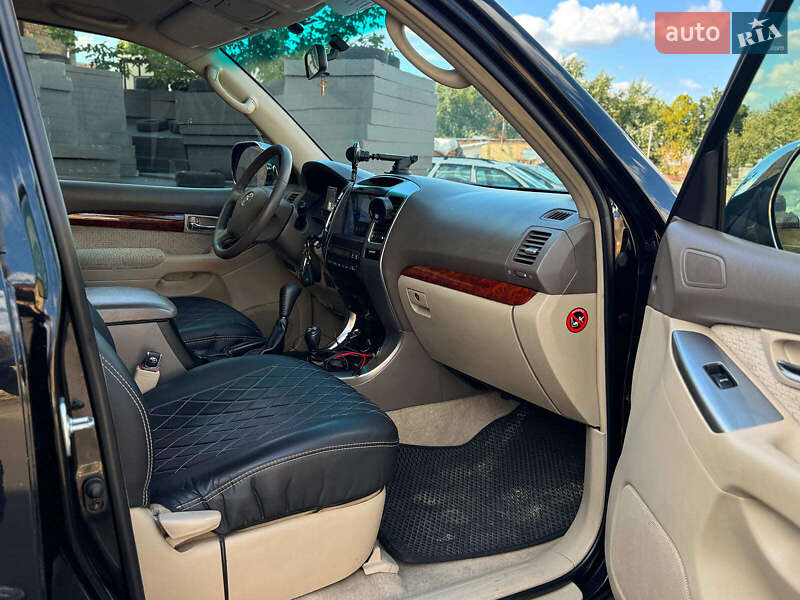 Внедорожник / Кроссовер Toyota Land Cruiser Prado 2006 в Киеве фото 35 Внедорожник / Кроссовер Toyota Land Cruiser Prado 2006 в Киеве