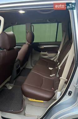 Внедорожник / Кроссовер Toyota Land Cruiser Prado 2004 в 