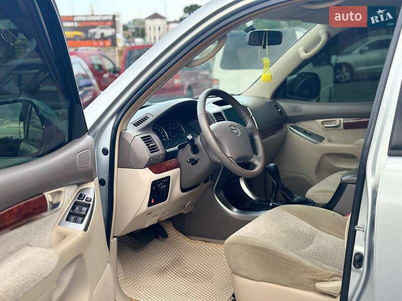 Внедорожник / Кроссовер Toyota Land Cruiser Prado 2004 в Харькове фото 9 Внедорожник / Кроссовер Toyota Land Cruiser Prado 2004 в Харькове