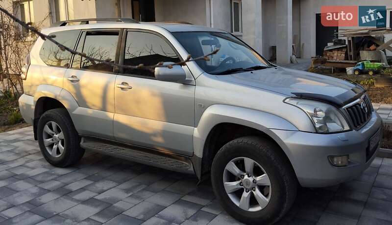Toyota Land Cruiser Prado 2005