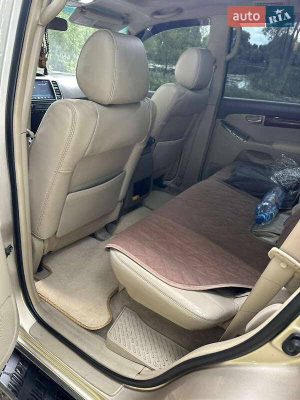 Внедорожник / Кроссовер Toyota Land Cruiser Prado 2007 в Киеве