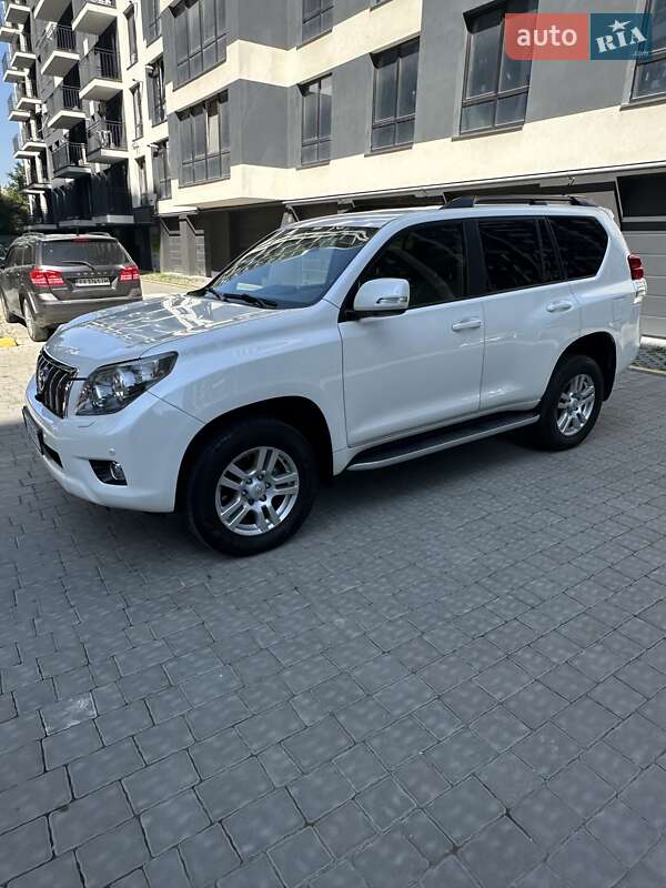 Внедорожник / Кроссовер Toyota Land Cruiser Prado 2010 в Ивано-Франковске