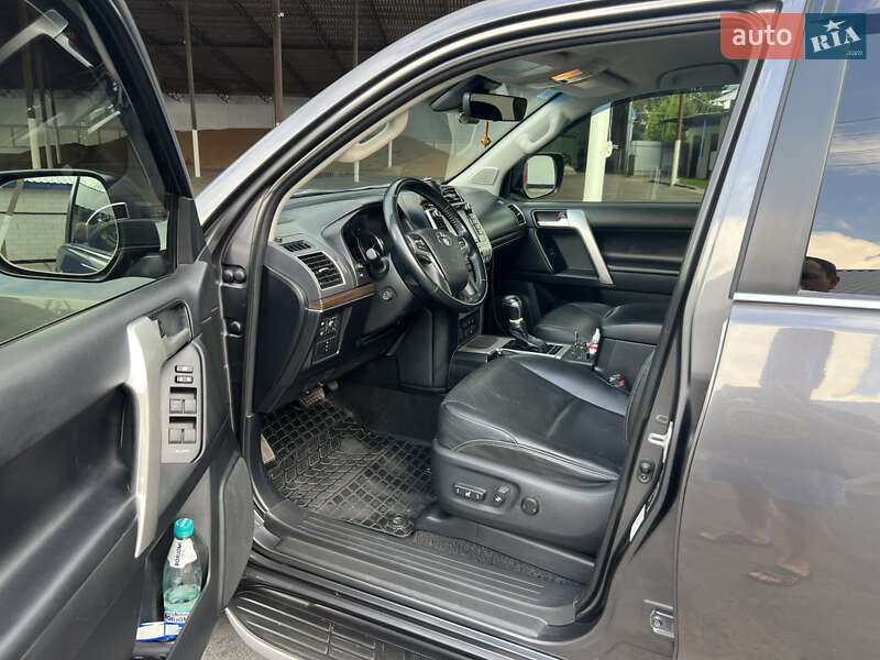 Внедорожник / Кроссовер Toyota Land Cruiser Prado 2020 в Броварах