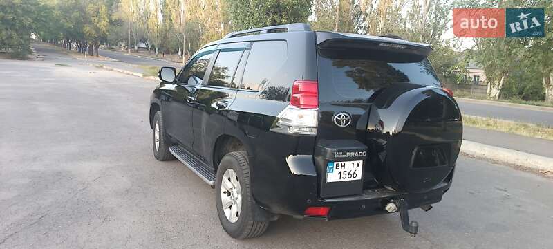 Внедорожник / Кроссовер Toyota Land Cruiser Prado 2010 в Николаеве