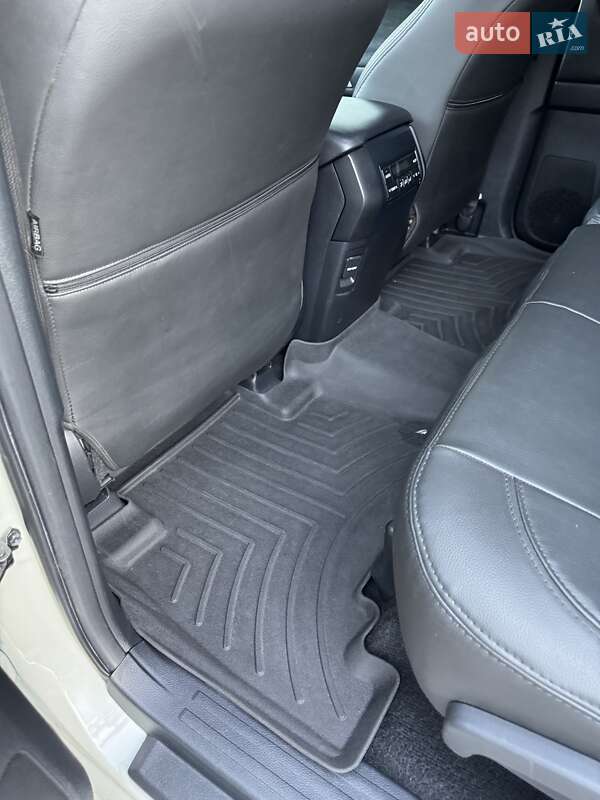 Внедорожник / Кроссовер Toyota Land Cruiser Prado 2019 в Виннице фото 33 Внедорожник / Кроссовер Toyota Land Cruiser Prado 2019 в Виннице