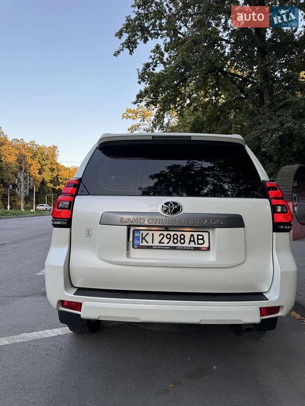 Внедорожник / Кроссовер Toyota Land Cruiser Prado 2019 в Виннице фото 42 Внедорожник / Кроссовер Toyota Land Cruiser Prado 2019 в Виннице