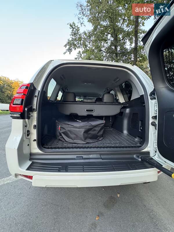 Внедорожник / Кроссовер Toyota Land Cruiser Prado 2019 в Виннице фото 62 Внедорожник / Кроссовер Toyota Land Cruiser Prado 2019 в Виннице