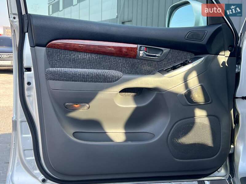 Внедорожник / Кроссовер Toyota Land Cruiser Prado 2007 в Львове