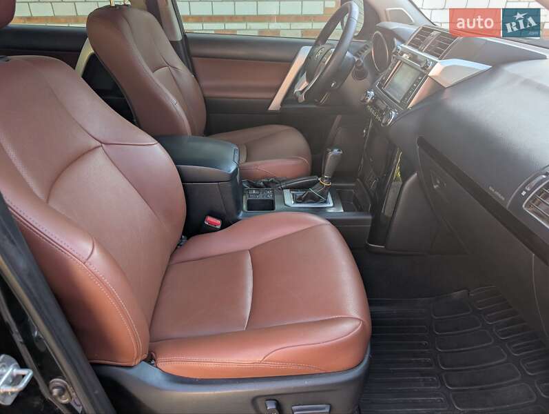 Внедорожник / Кроссовер Toyota Land Cruiser Prado 2016 в Тульчине фото 3 Внедорожник / Кроссовер Toyota Land Cruiser Prado 2016 в Тульчине