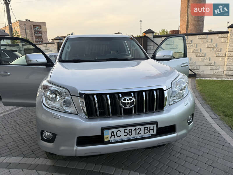 Внедорожник / Кроссовер Toyota Land Cruiser Prado 2012 в Ковеле