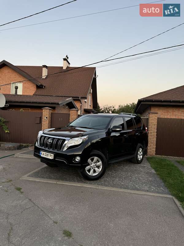 Внедорожник / Кроссовер Toyota Land Cruiser Prado 2013 в Киеве
