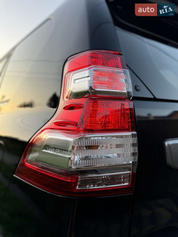 Внедорожник / Кроссовер Toyota Land Cruiser Prado 2013 в Киеве