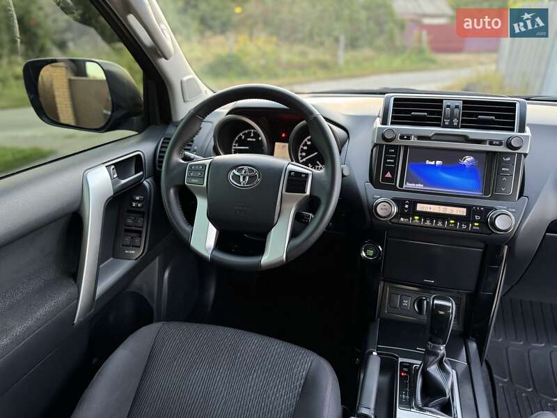 Внедорожник / Кроссовер Toyota Land Cruiser Prado 2013 в Киеве