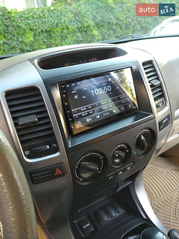 Позашляховик / Кросовер Toyota Land Cruiser Prado 2005 в Києві