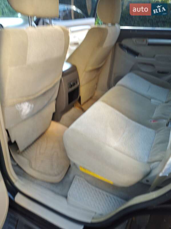 Позашляховик / Кросовер Toyota Land Cruiser Prado 2005 в Києві