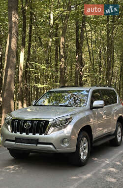 Внедорожник / Кроссовер Toyota Land Cruiser Prado 2017 в 