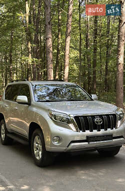 Позашляховик / Кросовер Toyota Land Cruiser Prado 2017 в Луцьку