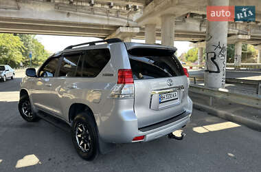 Внедорожник / Кроссовер Toyota Land Cruiser Prado 2012 в 