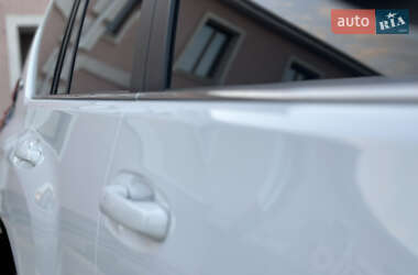 Позашляховик / Кросовер Toyota Land Cruiser Prado 2019 в 