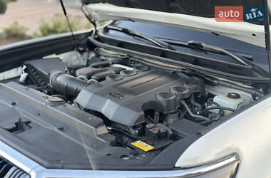 Позашляховик / Кросовер Toyota Land Cruiser Prado 2019 в 