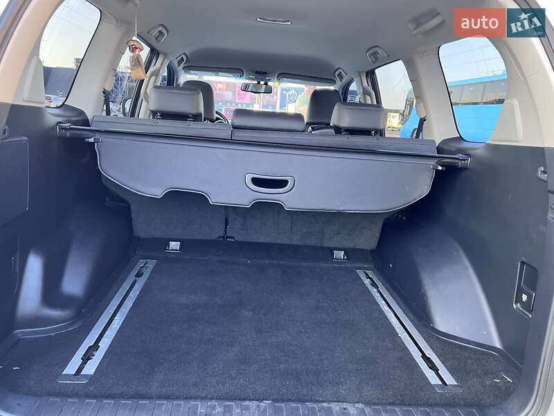 Позашляховик / Кросовер Toyota Land Cruiser Prado 2013 в Києві