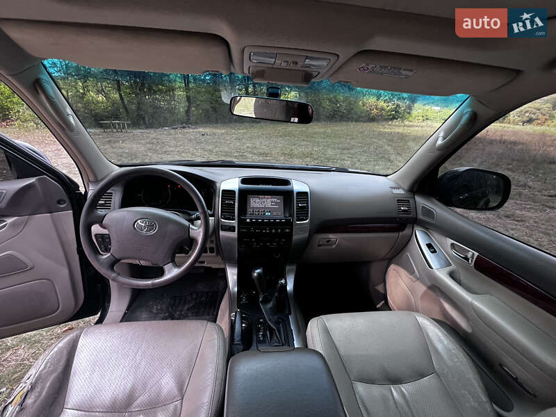 Внедорожник / Кроссовер Toyota Land Cruiser Prado 2006 в Изюме