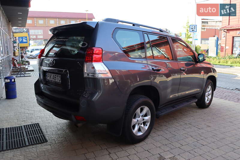 Внедорожник / Кроссовер Toyota Land Cruiser Prado 2013 в Львове