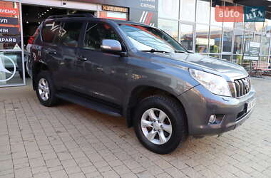 Внедорожник / Кроссовер Toyota Land Cruiser Prado 2013 в 