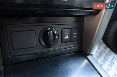 Внедорожник / Кроссовер Toyota Land Cruiser Prado 2013 в 