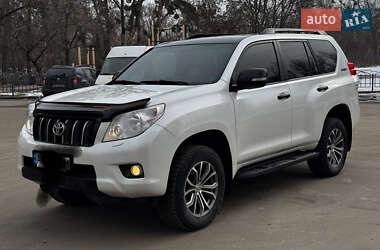 Внедорожник / Кроссовер Toyota Land Cruiser Prado 2012 в Харькове