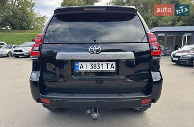 Позашляховик / Кросовер Toyota Land Cruiser Prado 2021 в  фото 9 Позашляховик / Кросовер Toyota Land Cruiser Prado 2021 в