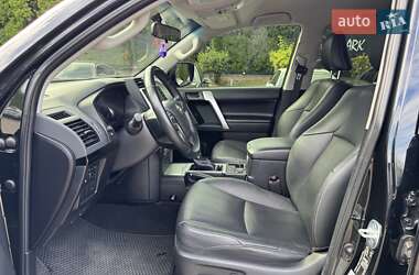 Позашляховик / Кросовер Toyota Land Cruiser Prado 2021 в  фото 18 Позашляховик / Кросовер Toyota Land Cruiser Prado 2021 в