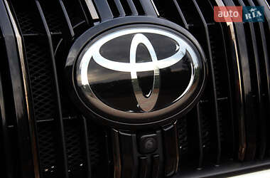 Позашляховик / Кросовер Toyota Land Cruiser Prado 2021 в  фото 27 Позашляховик / Кросовер Toyota Land Cruiser Prado 2021 в