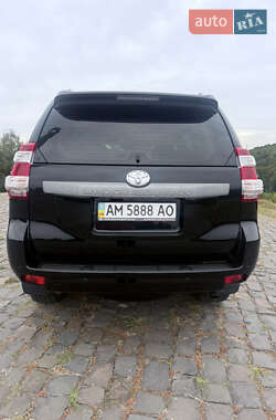 Внедорожник / Кроссовер Toyota Land Cruiser Prado 2014 в 
