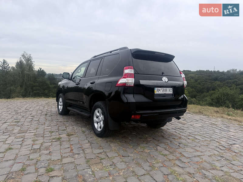 Внедорожник / Кроссовер Toyota Land Cruiser Prado 2014 в Житомире