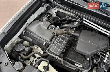 Внедорожник / Кроссовер Toyota Land Cruiser Prado 2010 в 