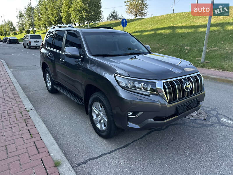 Внедорожник / Кроссовер Toyota Land Cruiser Prado 2020 в Киеве