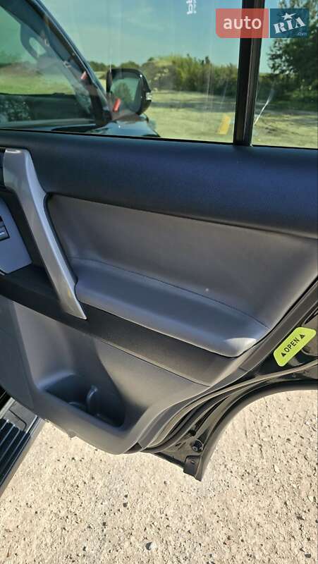 Позашляховик / Кросовер Toyota Land Cruiser Prado 2012 в Чорткові