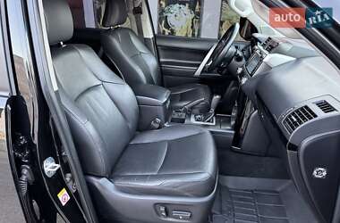 Внедорожник / Кроссовер Toyota Land Cruiser Prado 2015 в 