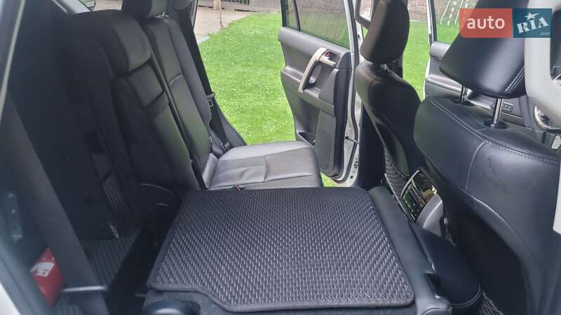 Позашляховик / Кросовер Toyota Land Cruiser Prado 2020 в Львові