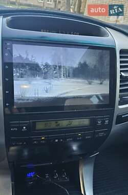 Внедорожник / Кроссовер Toyota Land Cruiser Prado 2006 в 