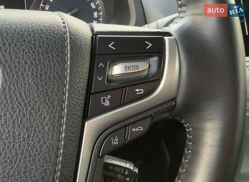 Внедорожник / Кроссовер Toyota Land Cruiser Prado 2020 в Киеве